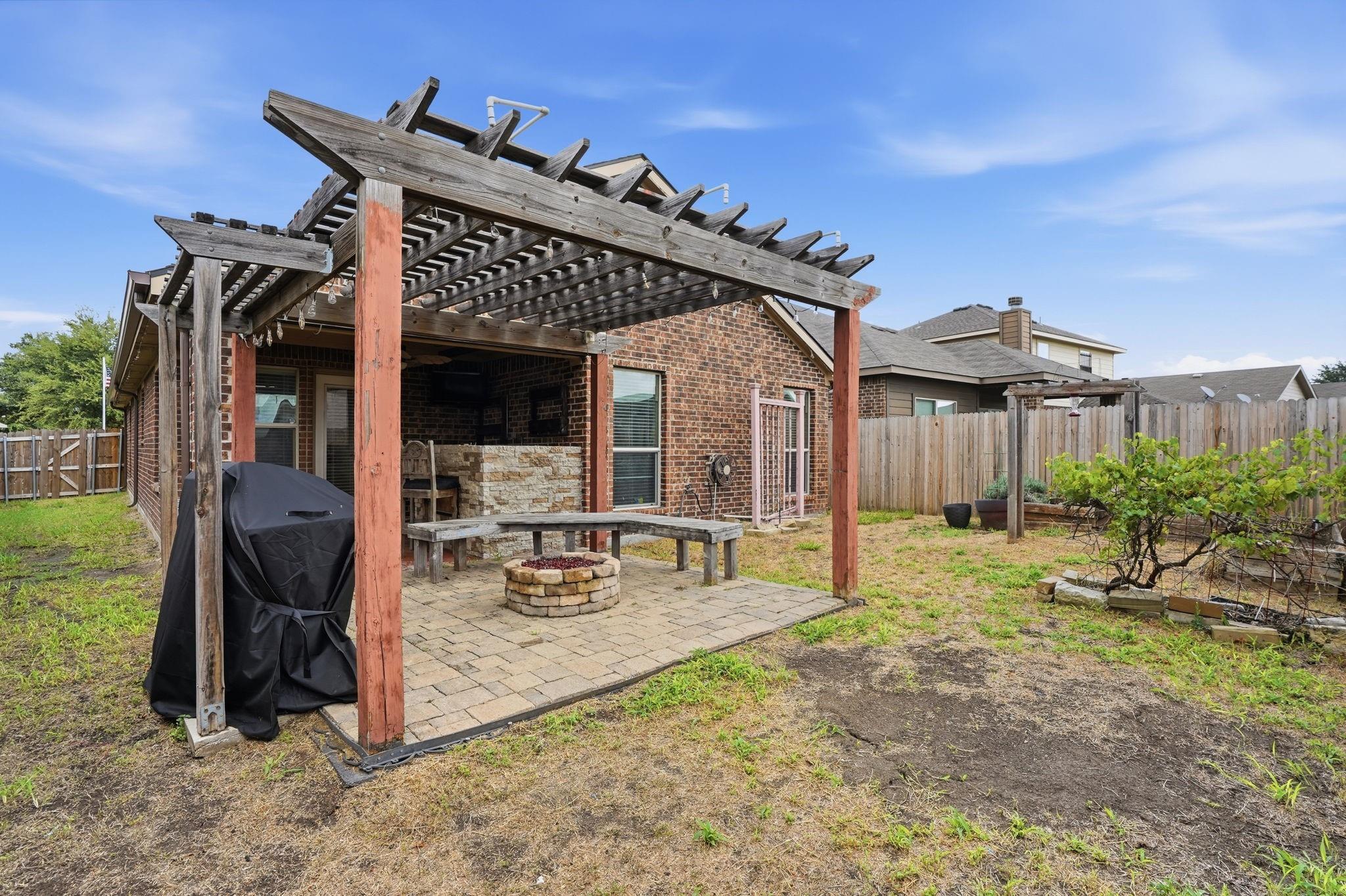 main property photo 31