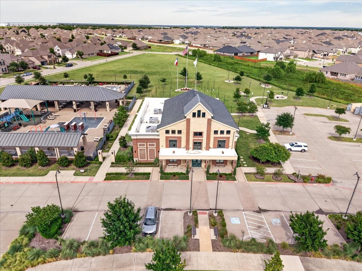 main property photo 26