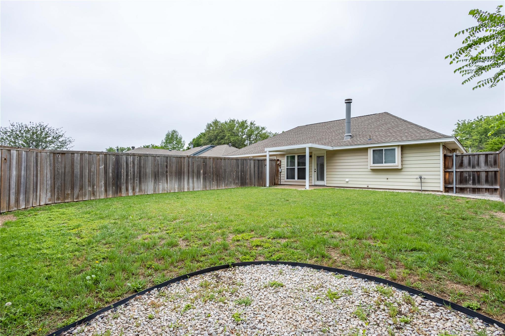 property viewer photo 36