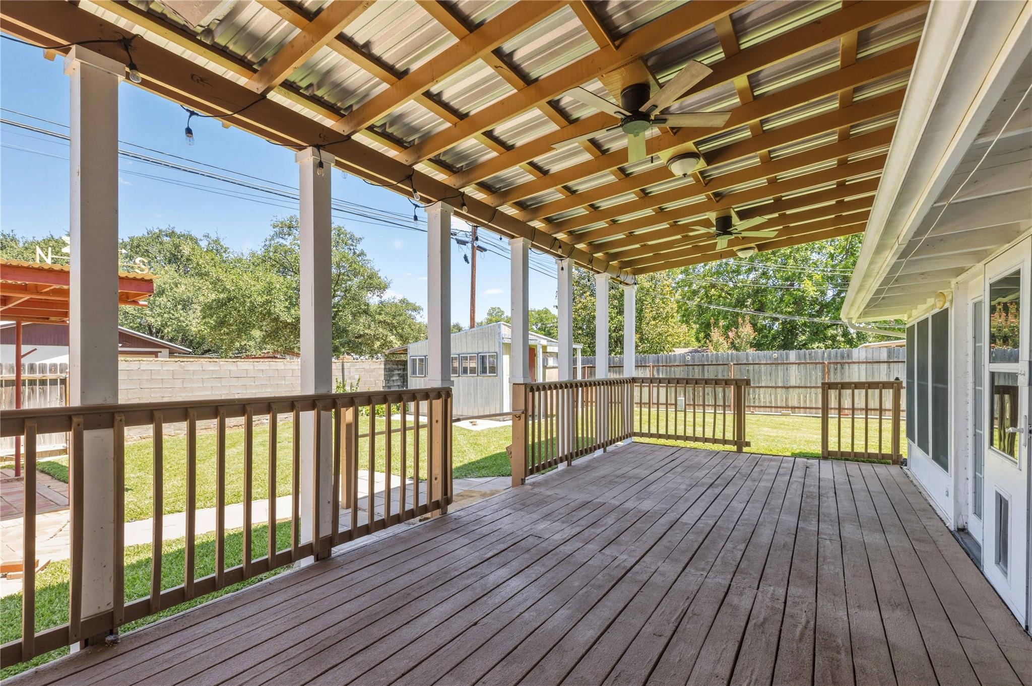 main property photo 31