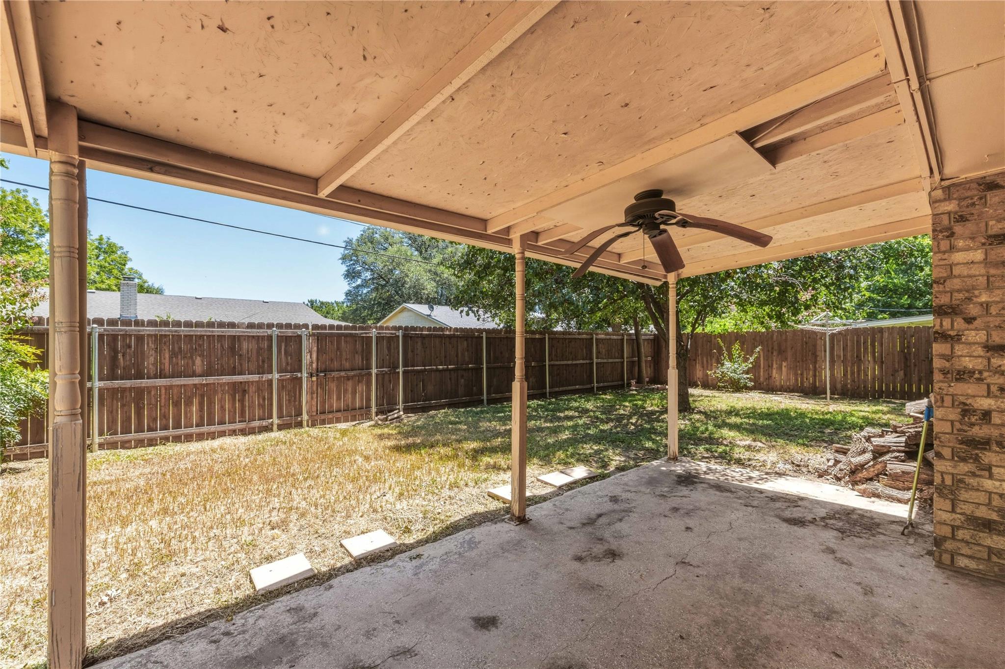 main property photo 26