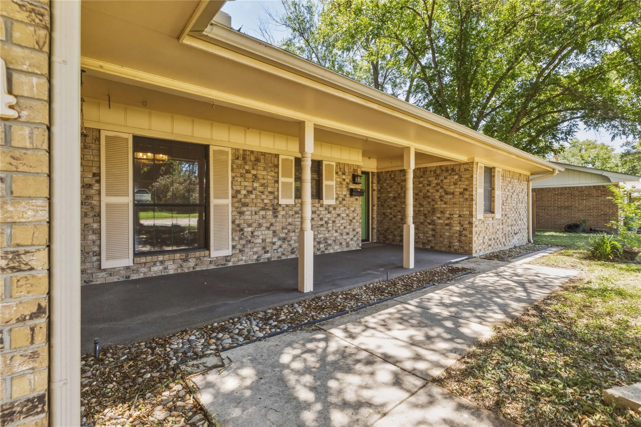 main property photo 3