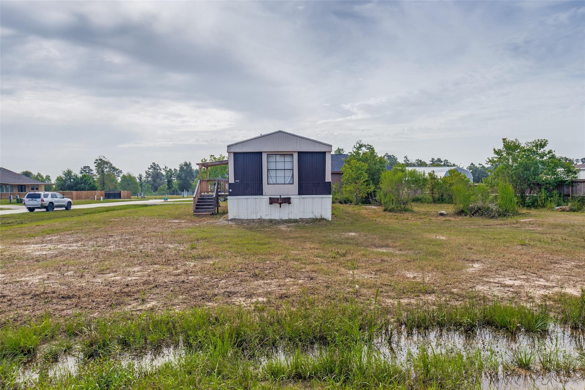 main property photo 7