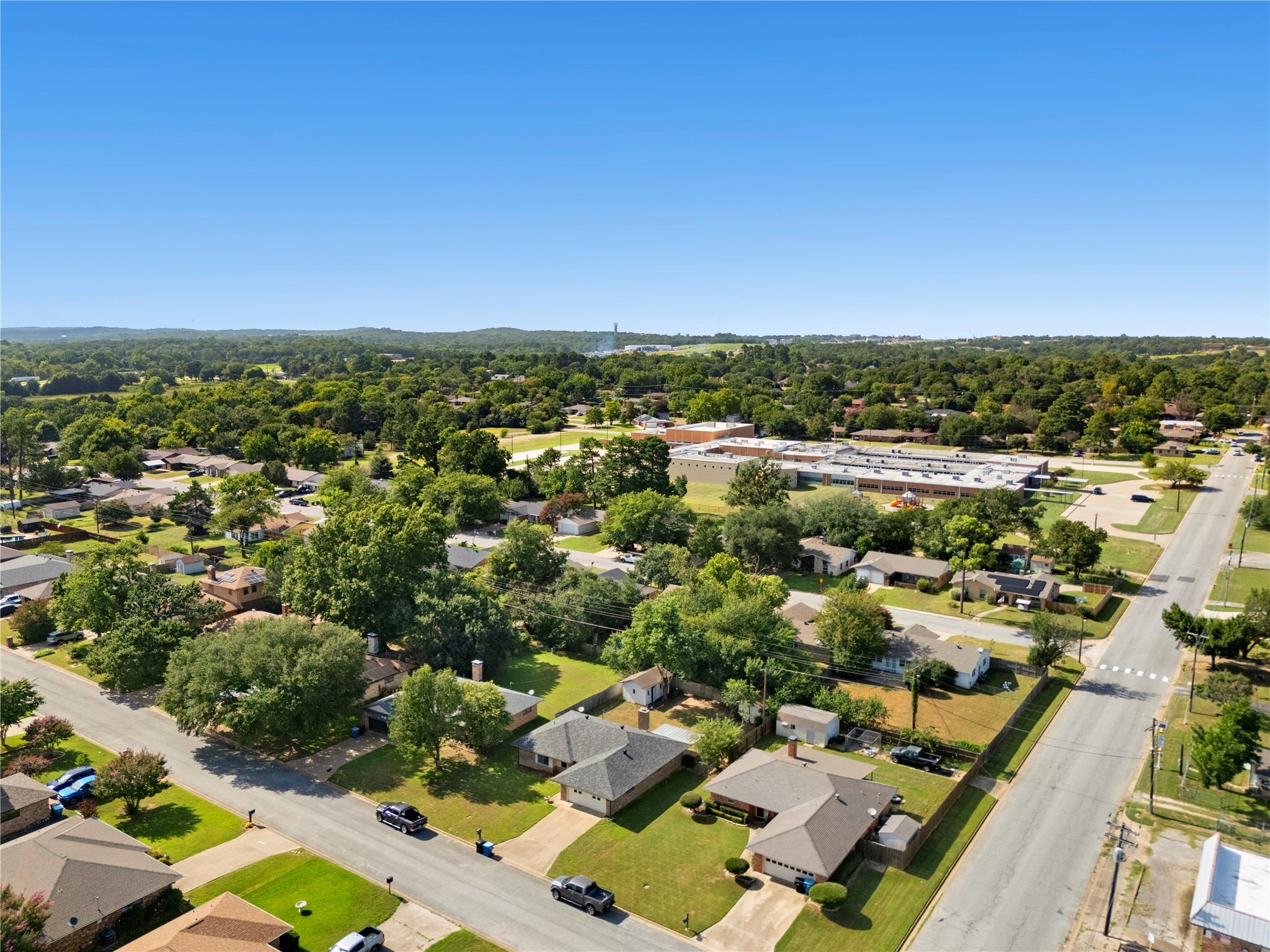 main property photo 4