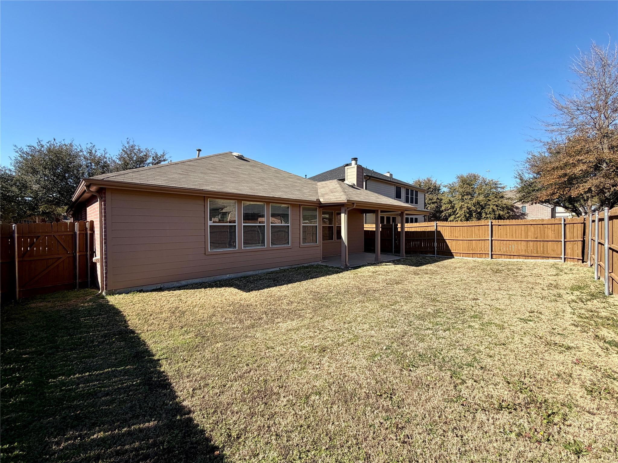 main property photo 15