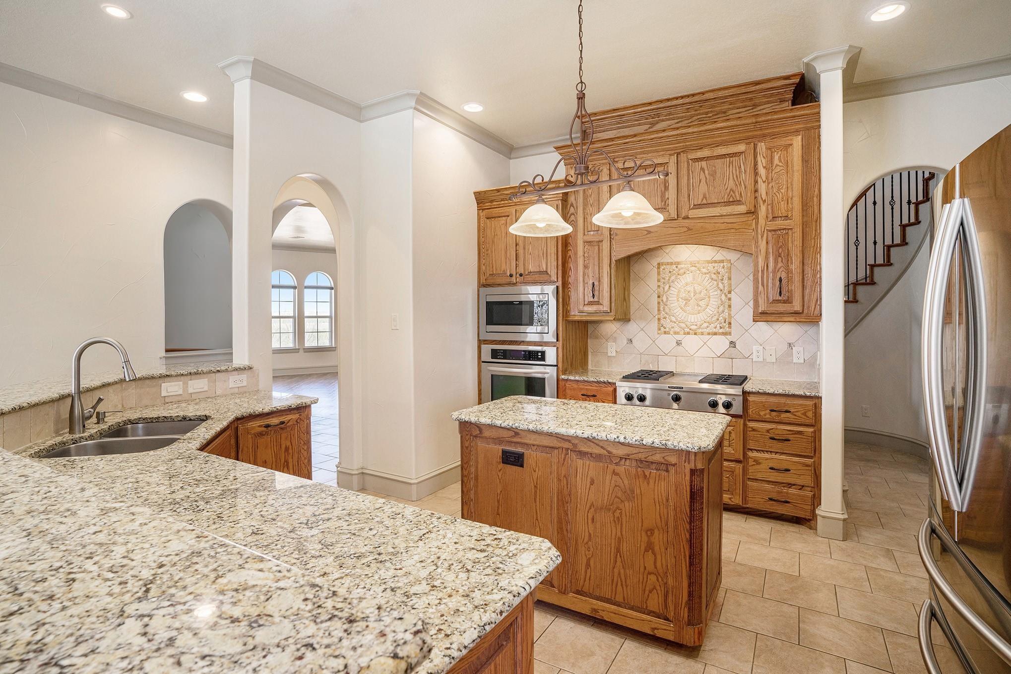 main property photo 15