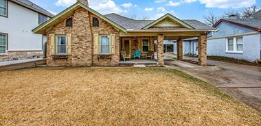 image of property with 2 Bed | 1 Bath | 1,220 Sqft