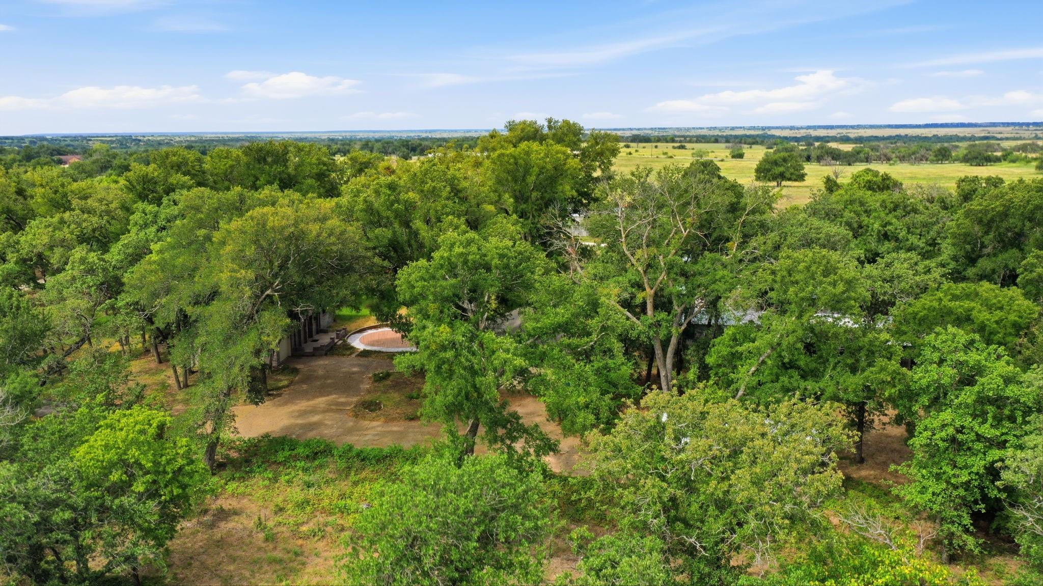 main property photo 32