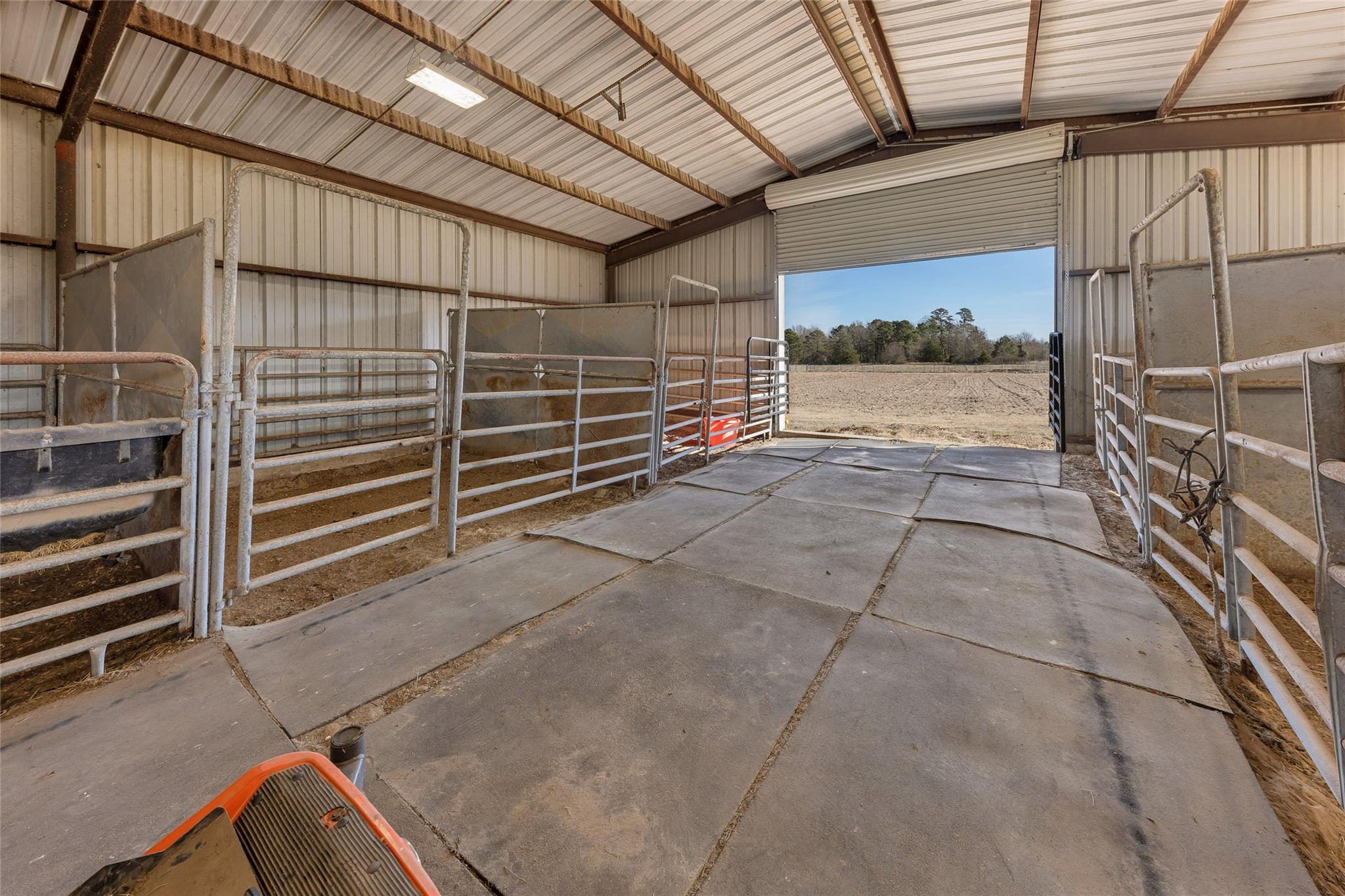 main property photo 34