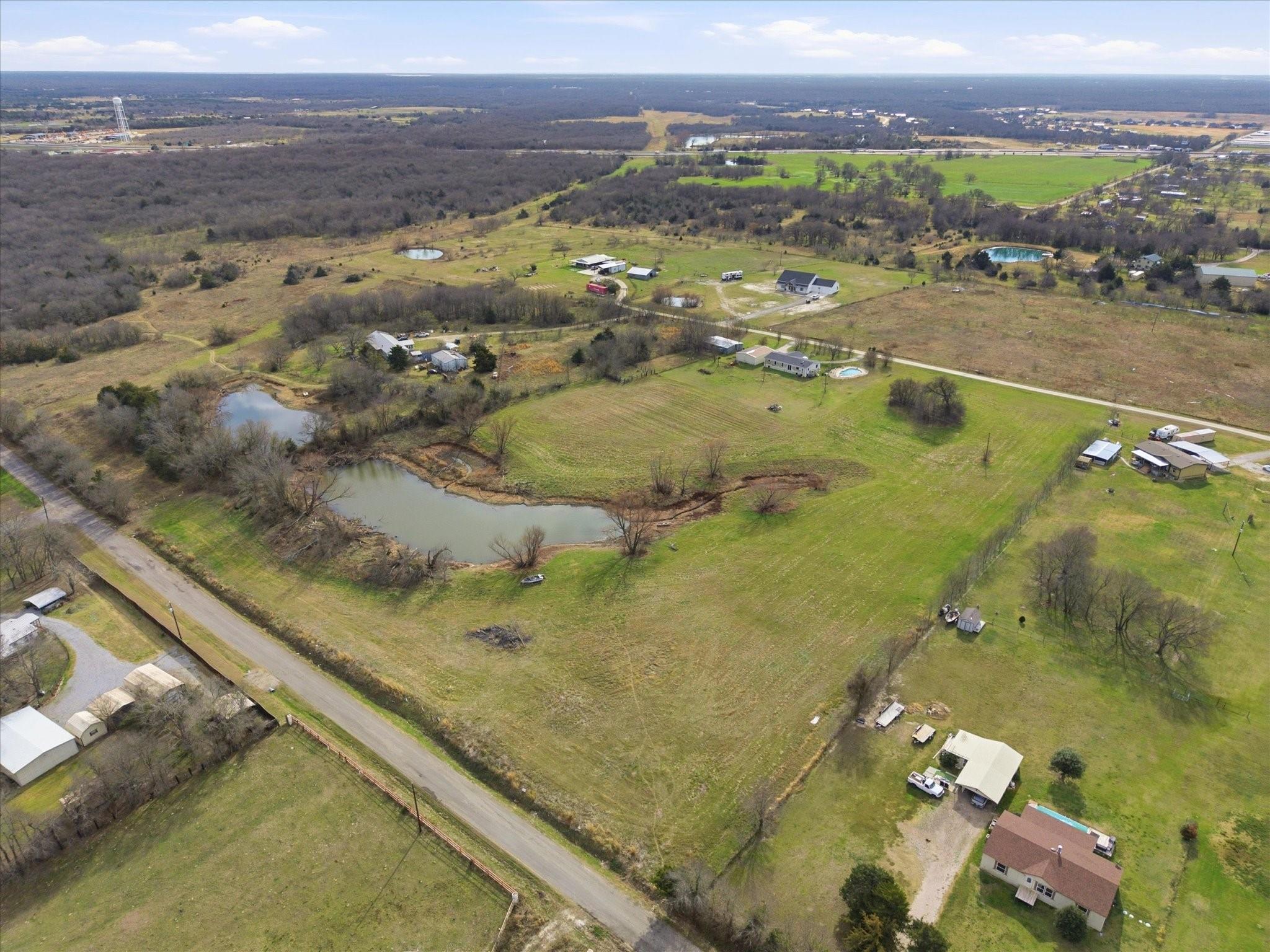main property photo 10