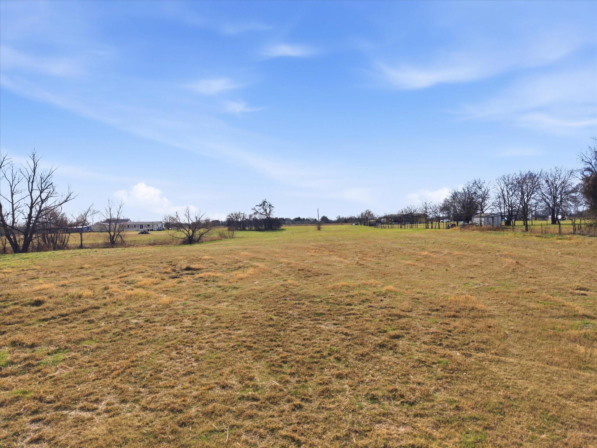 main property photo 17