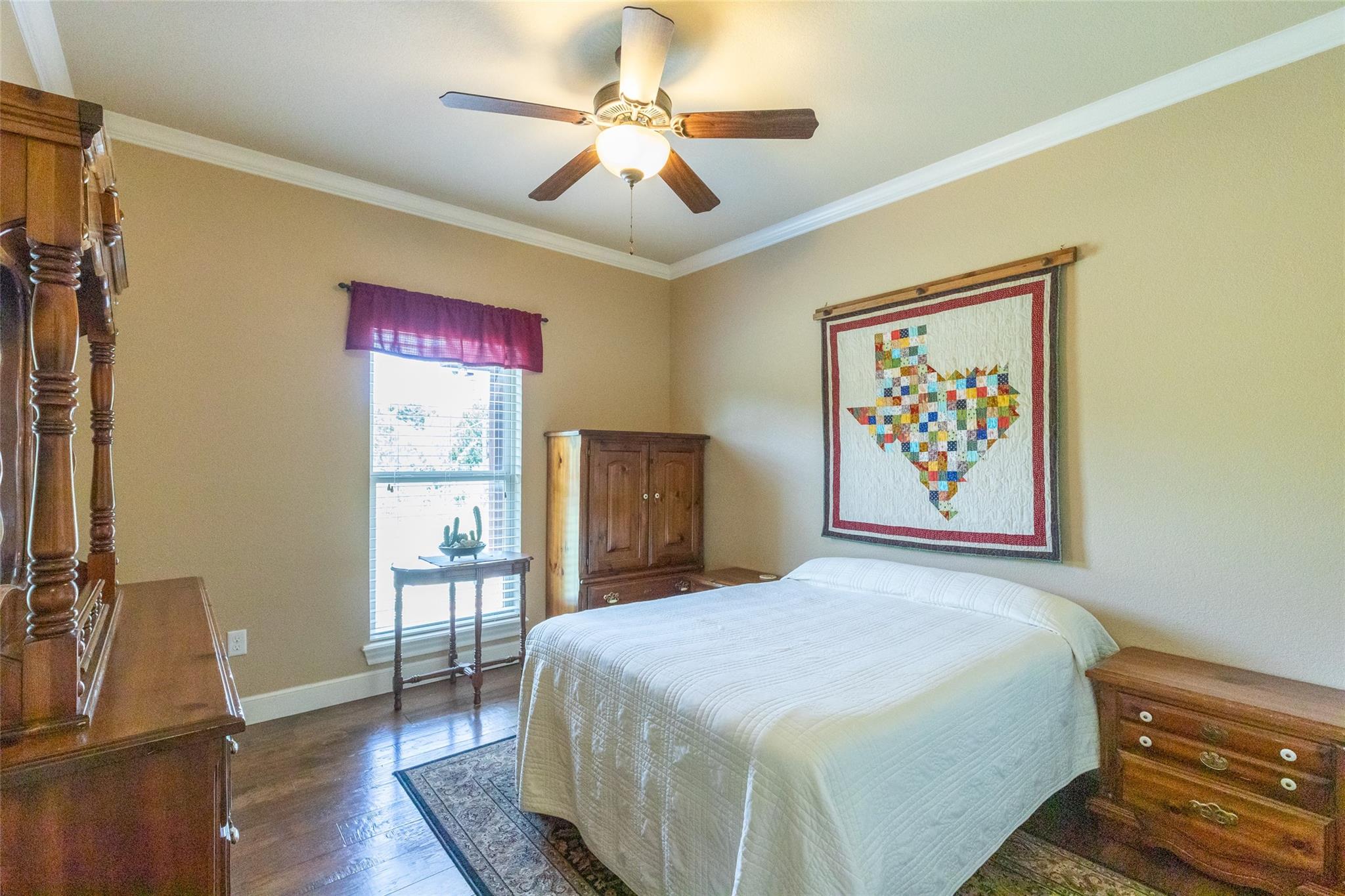 main property photo 21