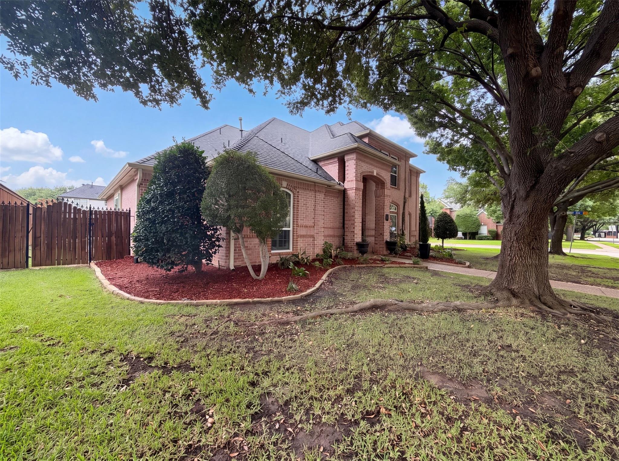 main property photo 33
