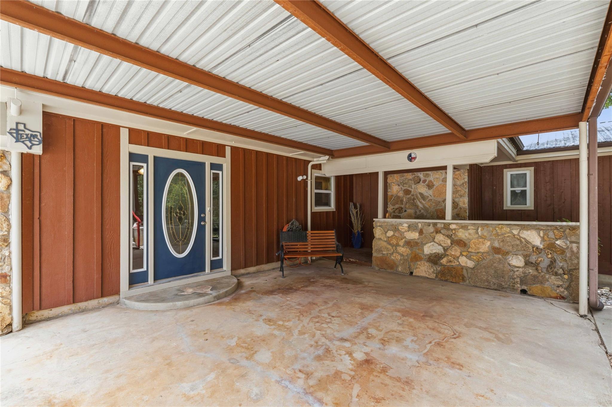 main property photo 7