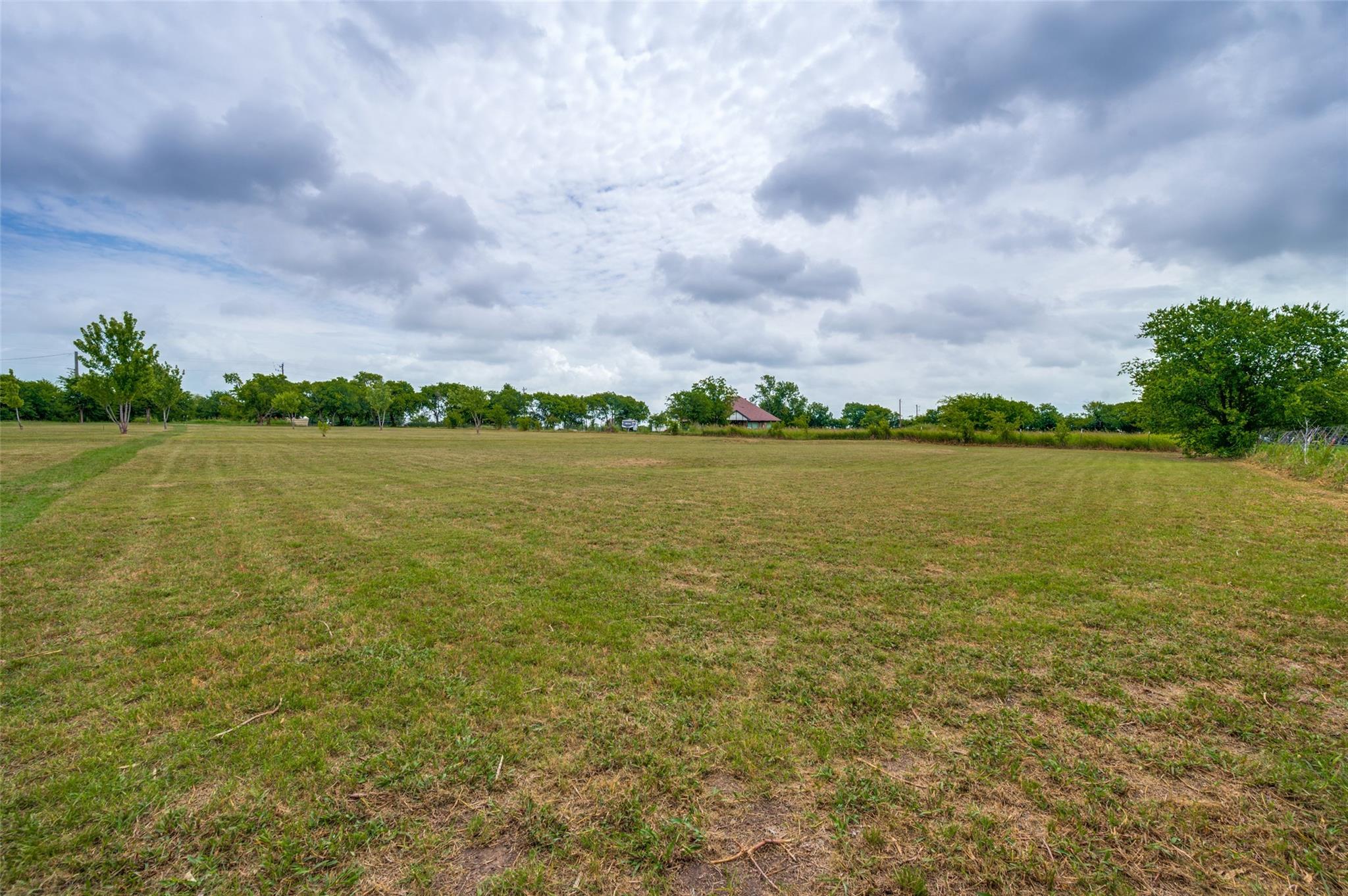 main property photo 0