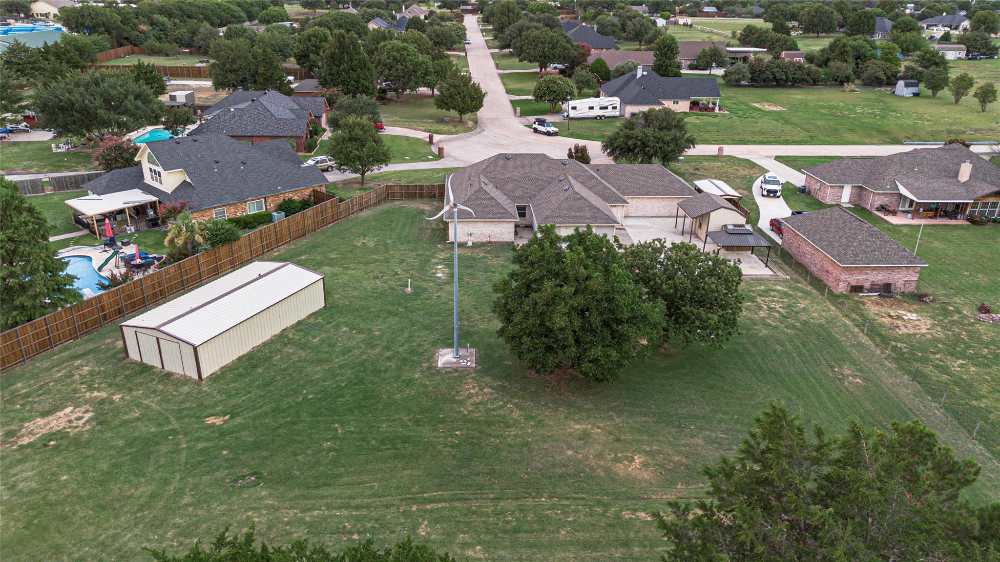 main property photo 29