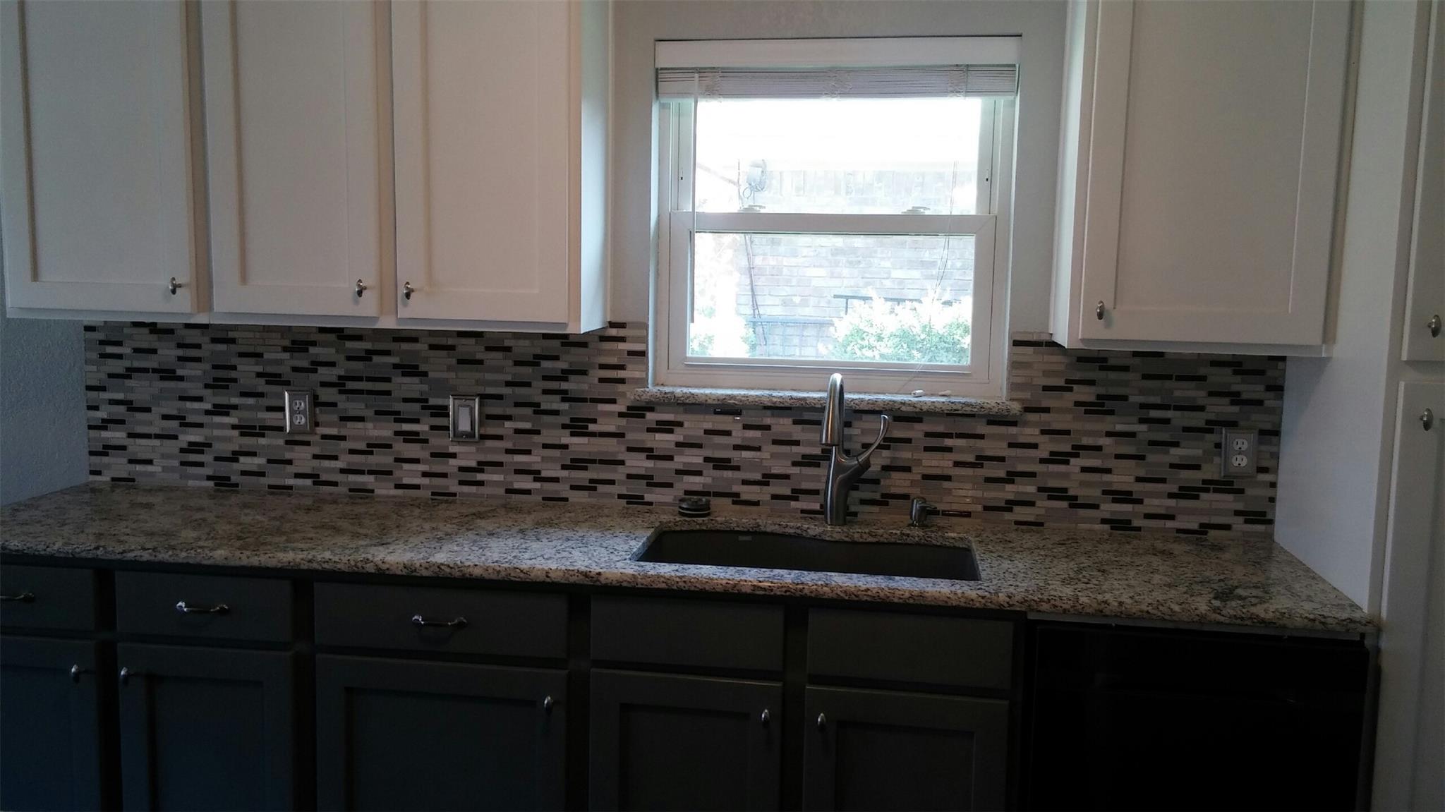 property viewer photo 4