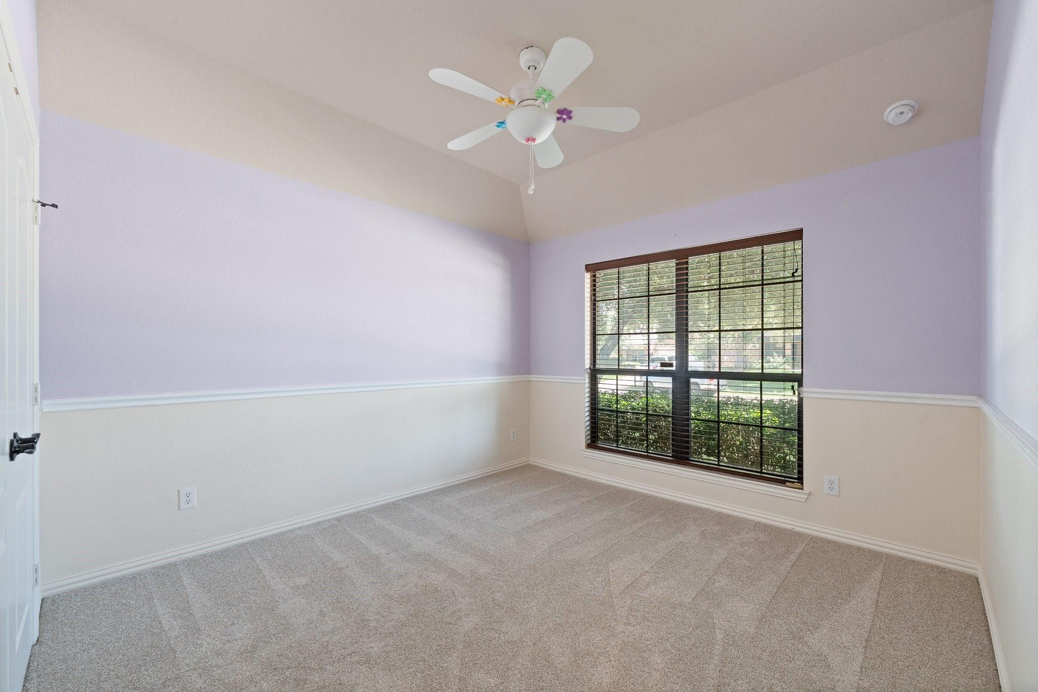 property viewer photo 9
