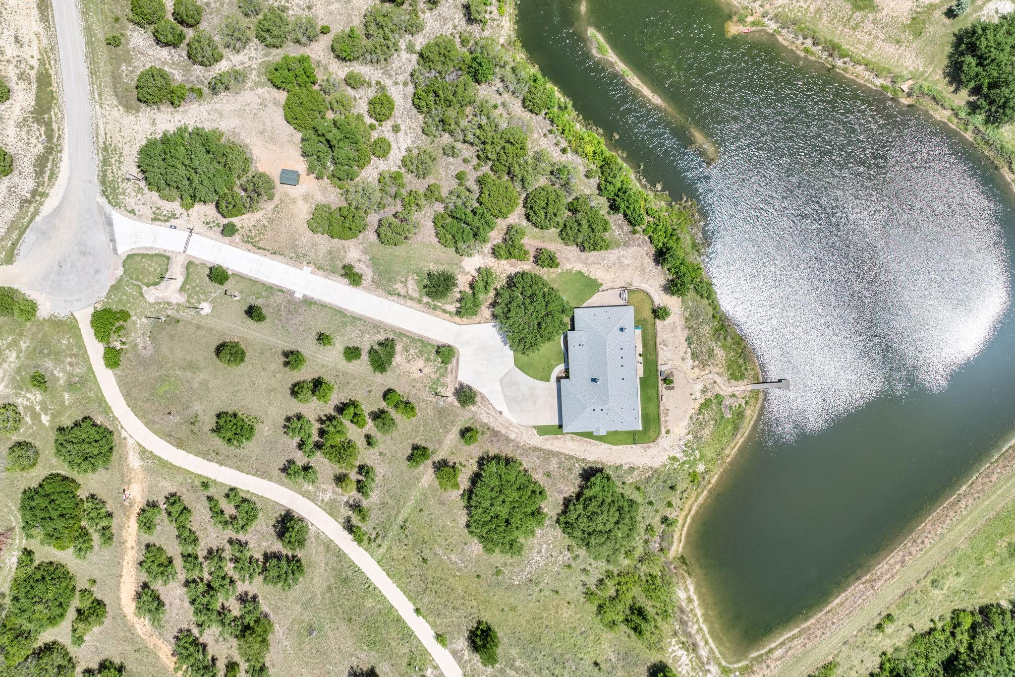 main property photo 38