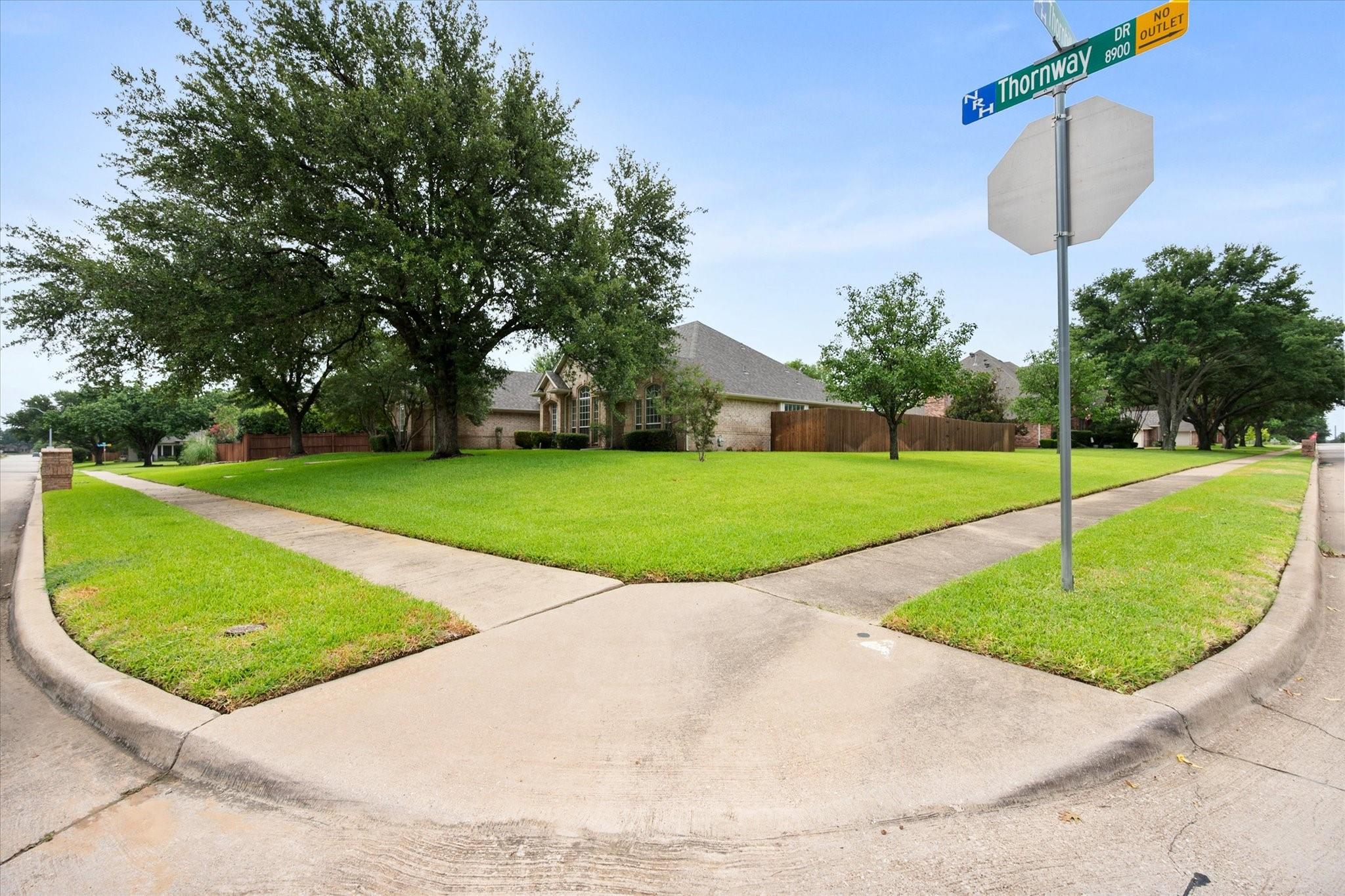 main property photo 33