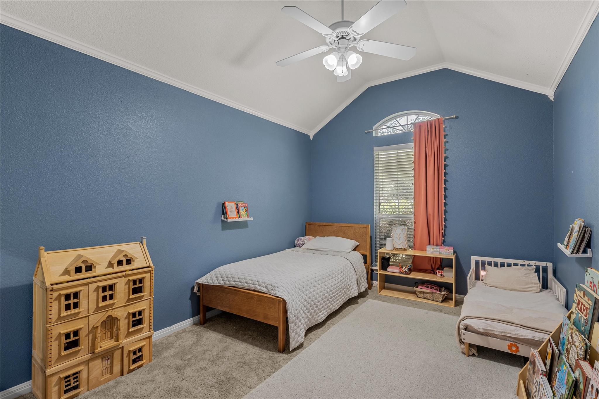 main property photo 24