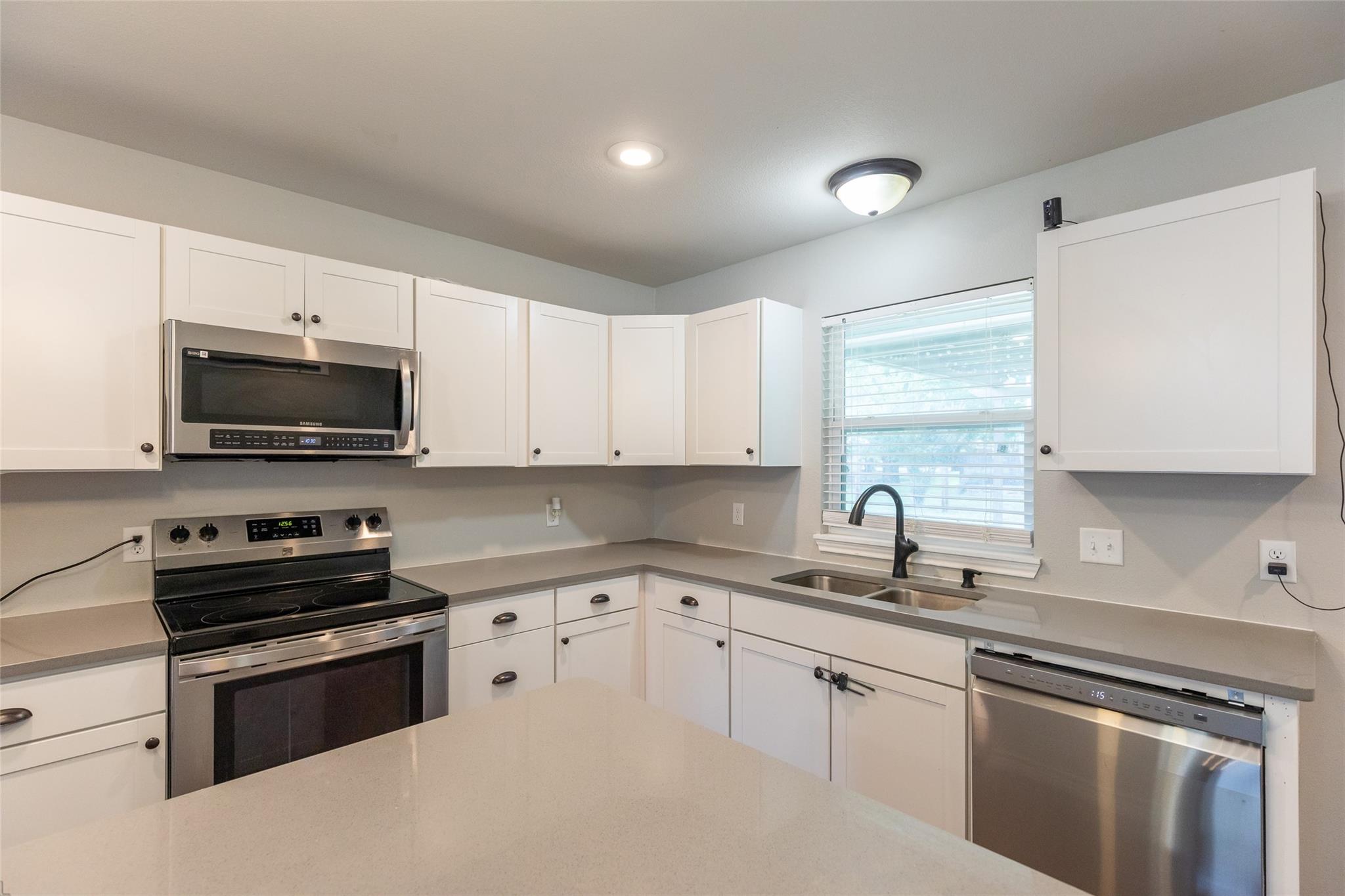 property viewer photo 8