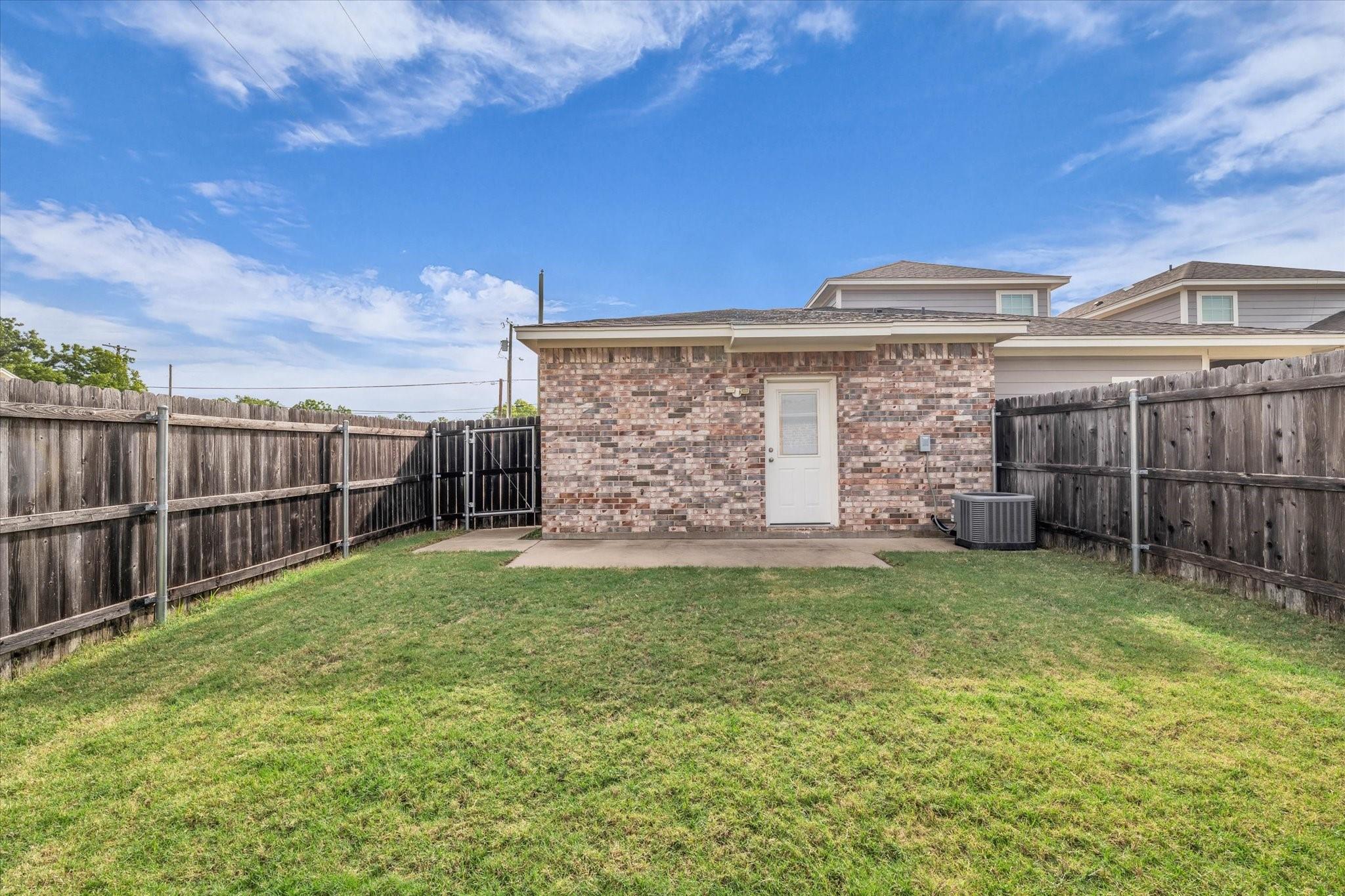 main property photo 22