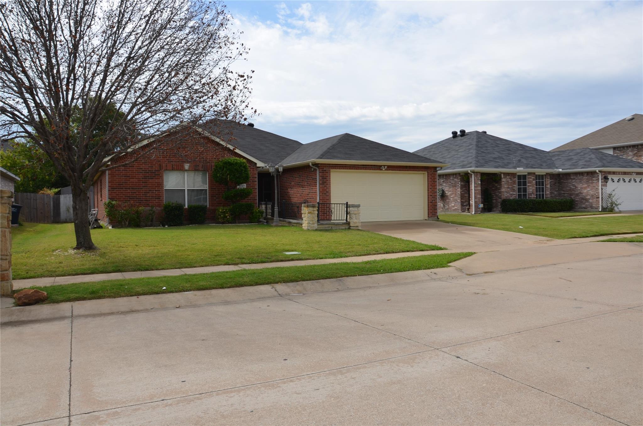 main property photo 1