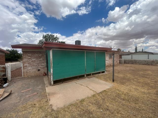 main property photo 9