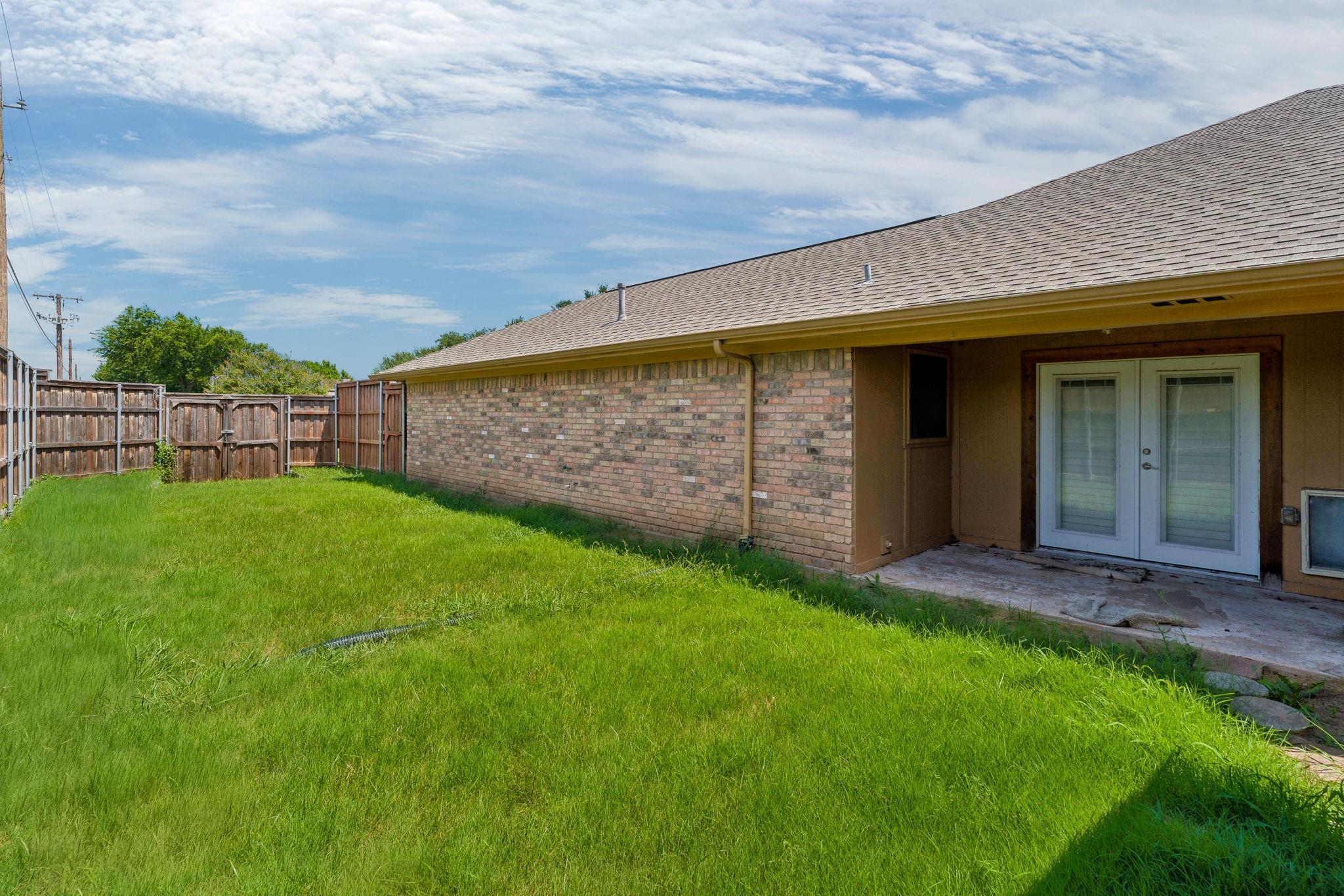main property photo 27