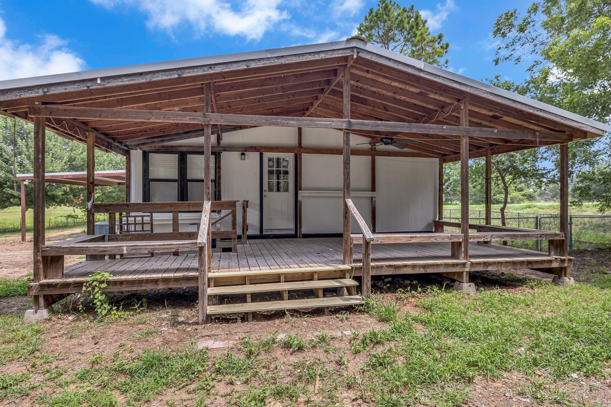 main property photo 5