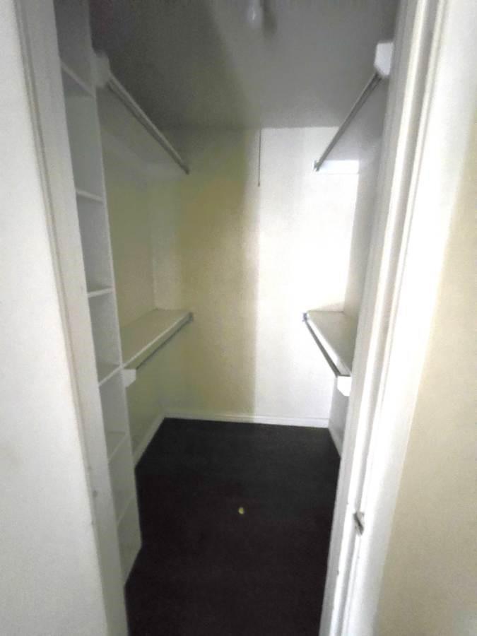 property viewer photo 6