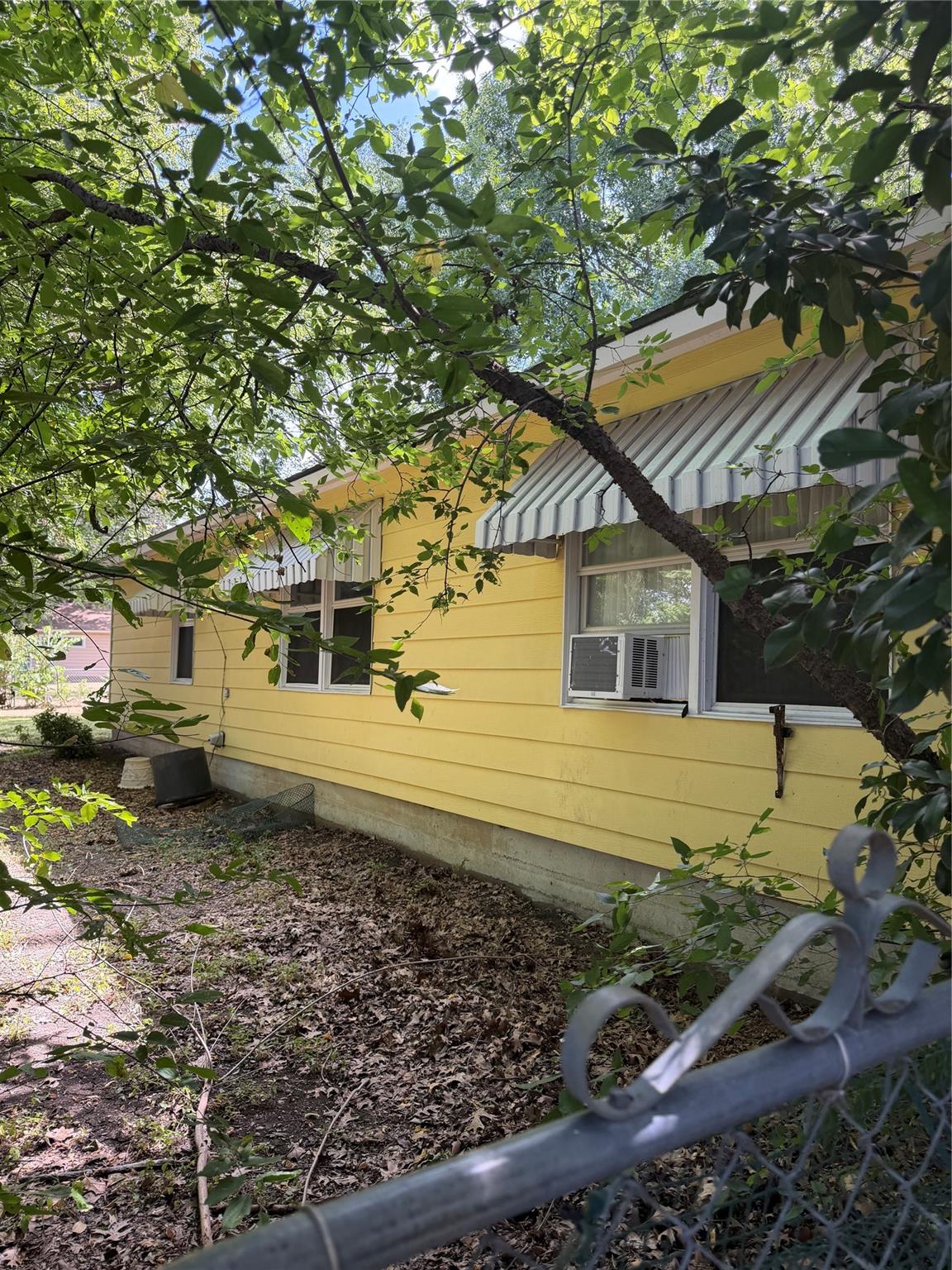 main property photo 16
