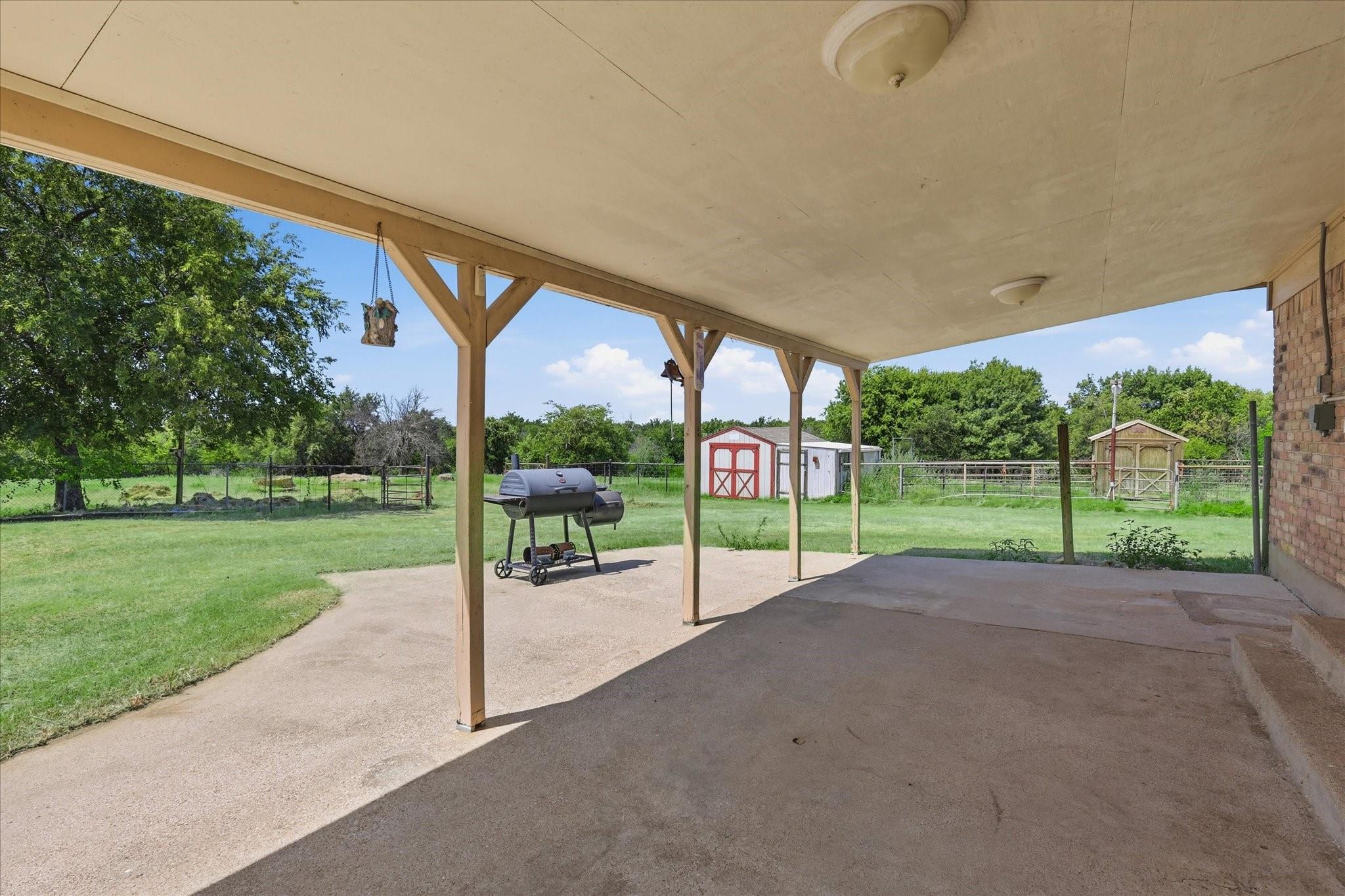 main property photo 26