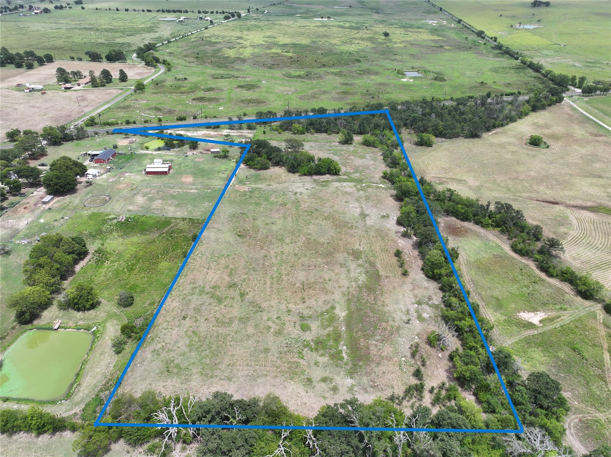 main property photo 3