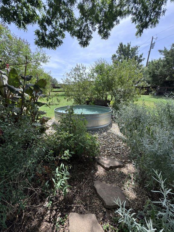 main property photo 25