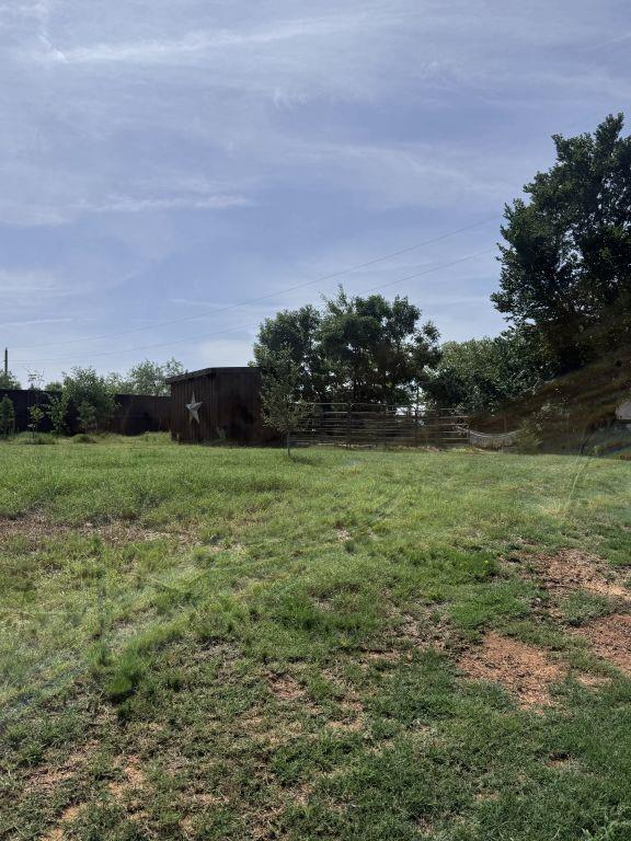 main property photo 27