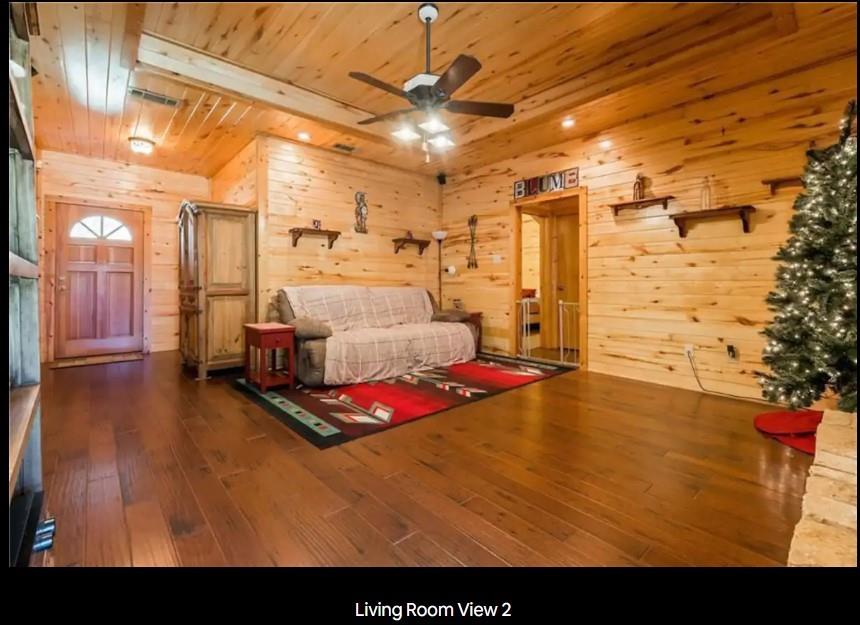 main property photo 14
