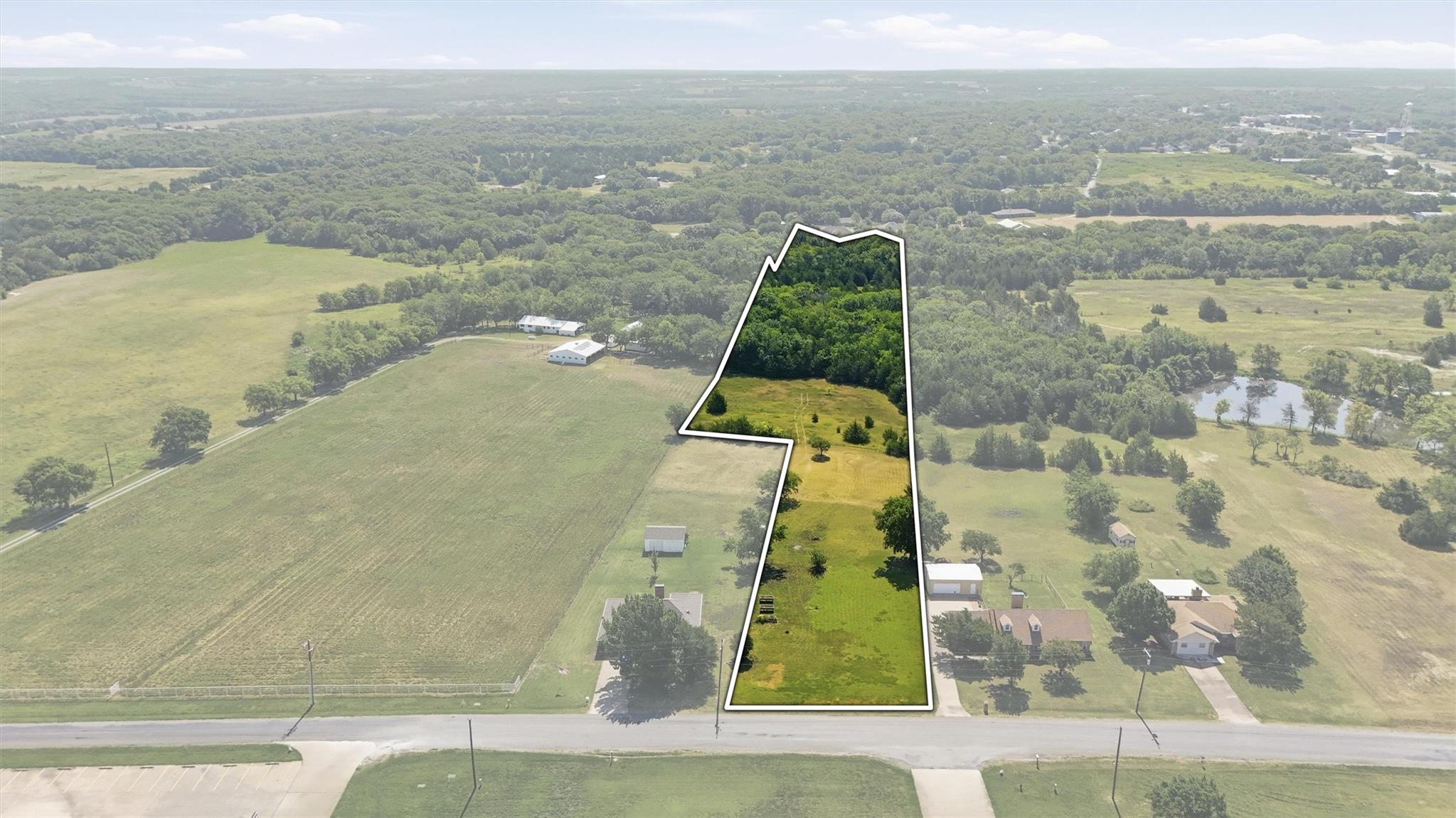 main property photo 5