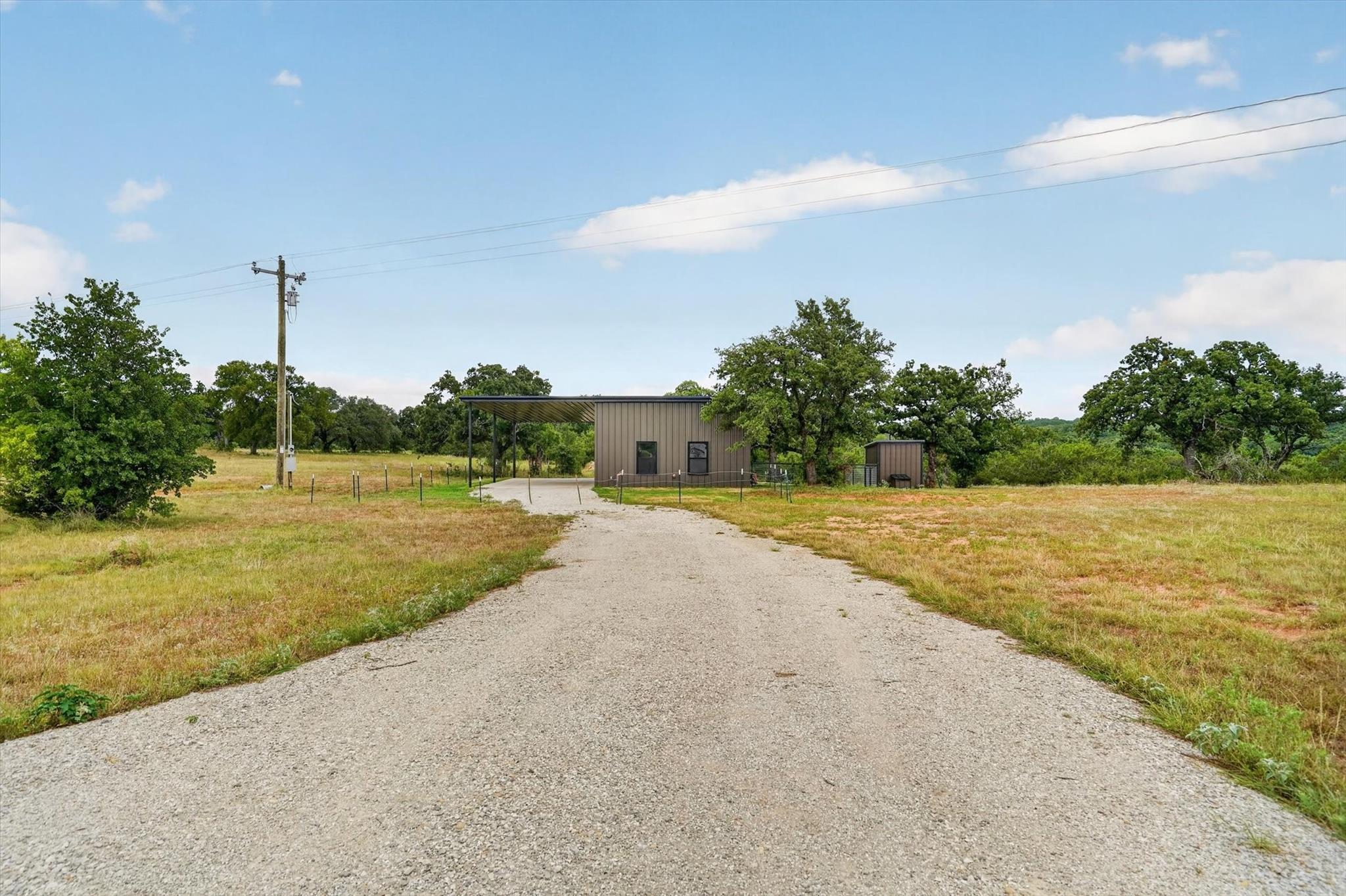 main property photo 33