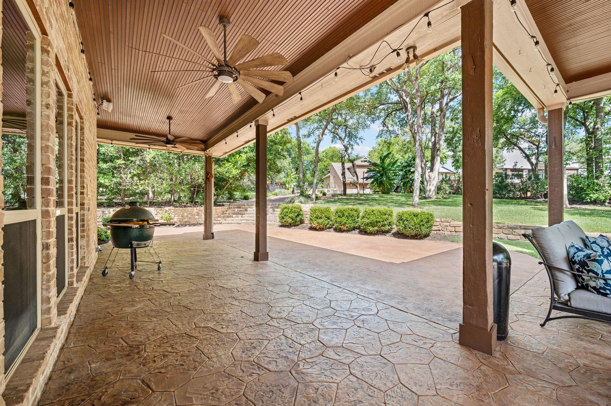 main property photo 13