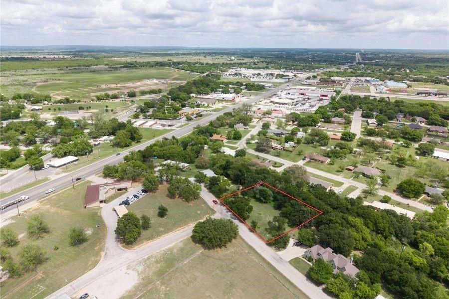 main property photo 9
