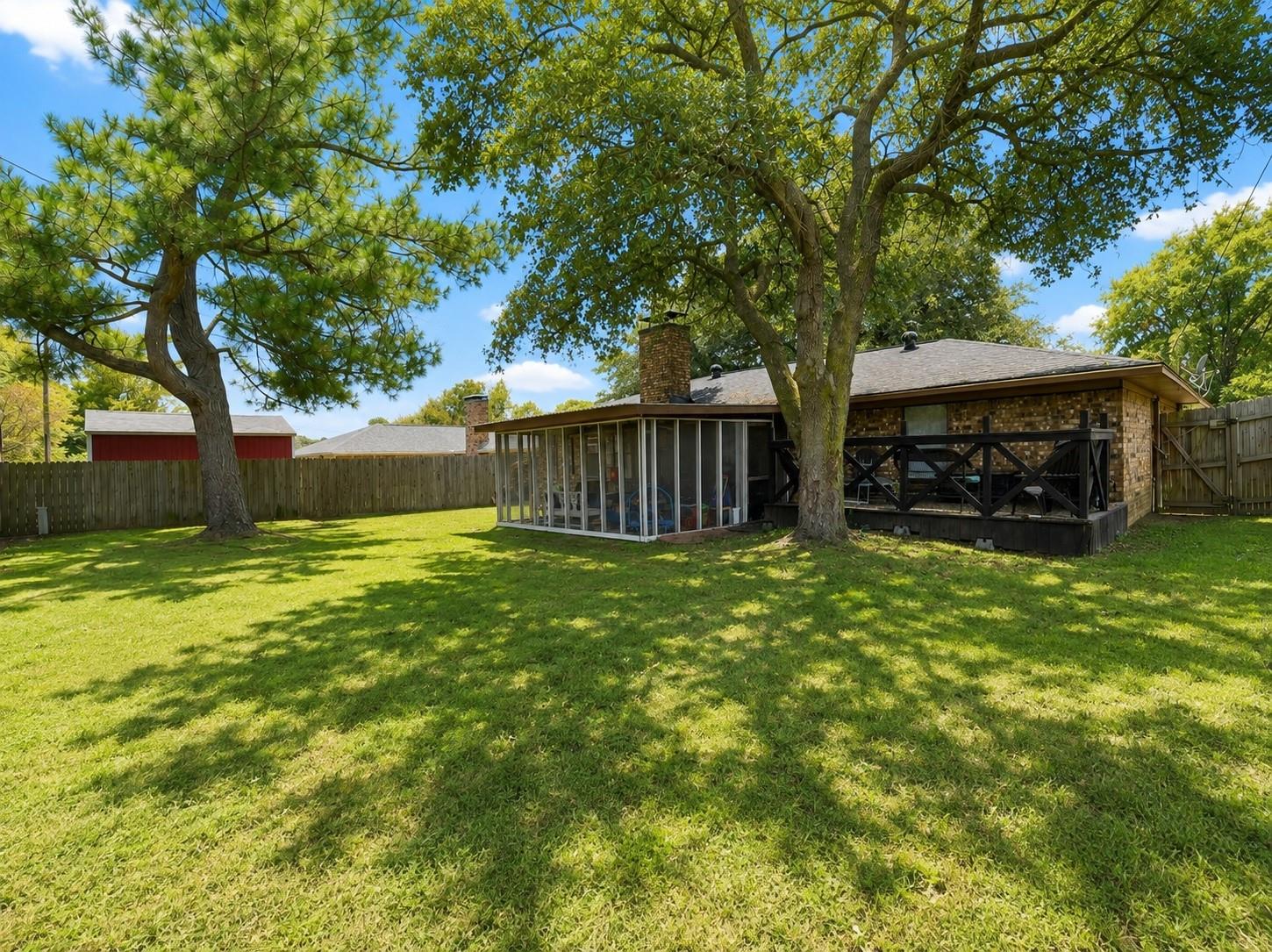 main property photo 19
