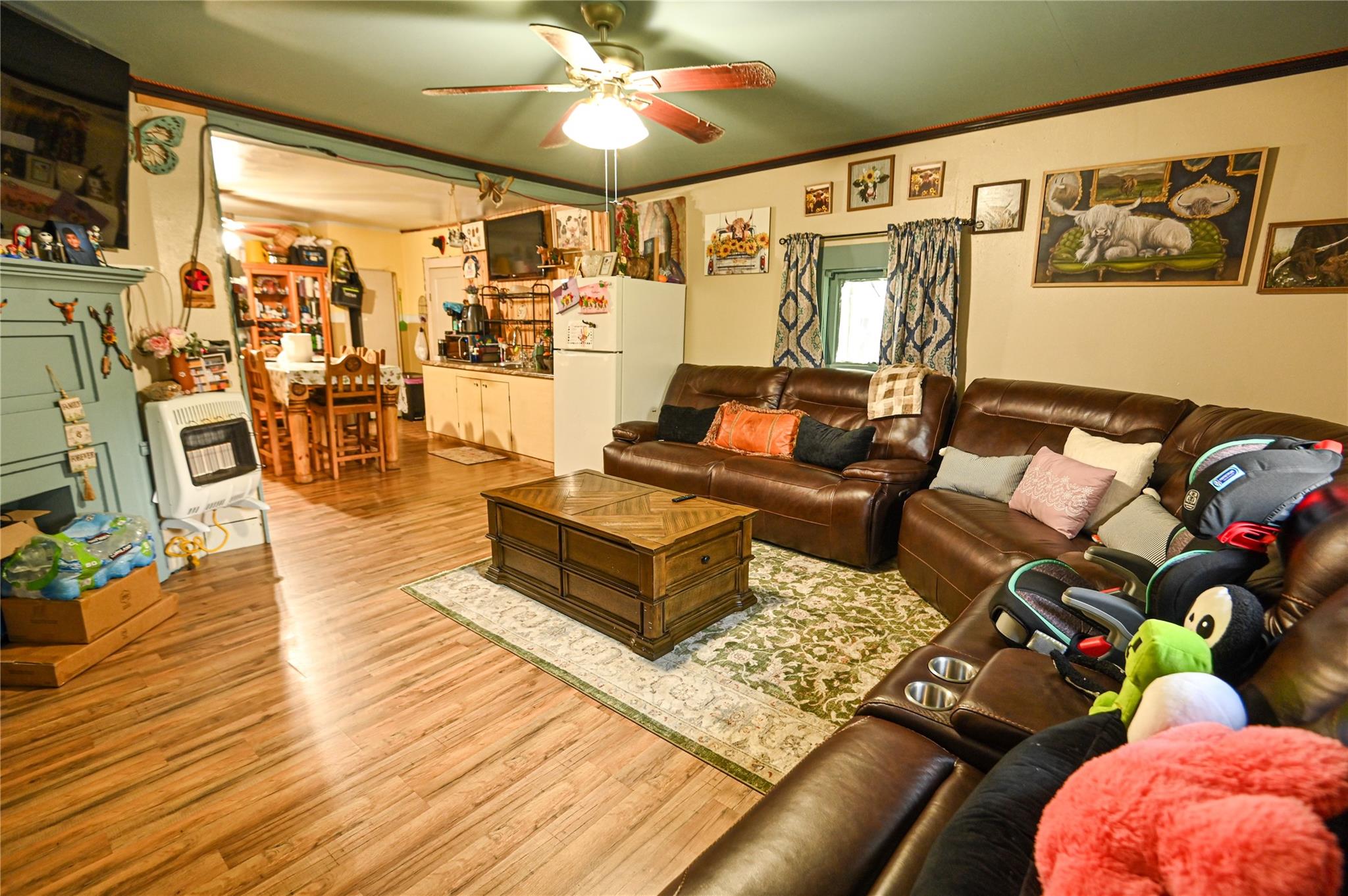 main property photo 4