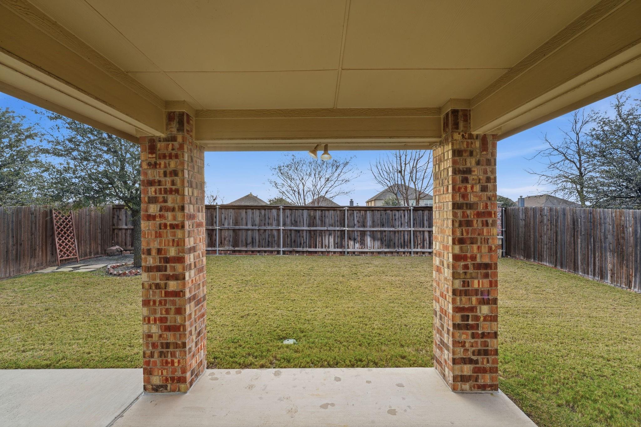 main property photo 26