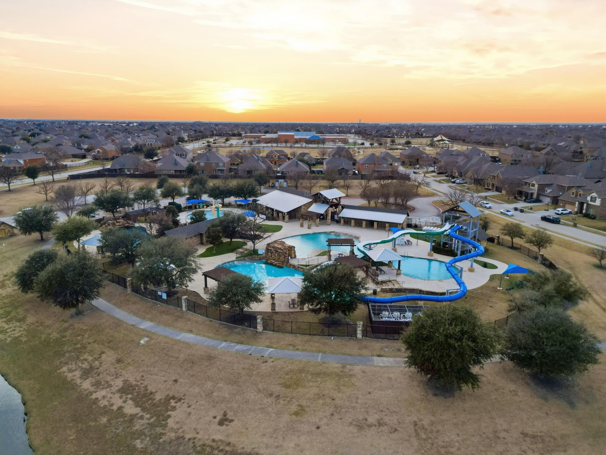 main property photo 36