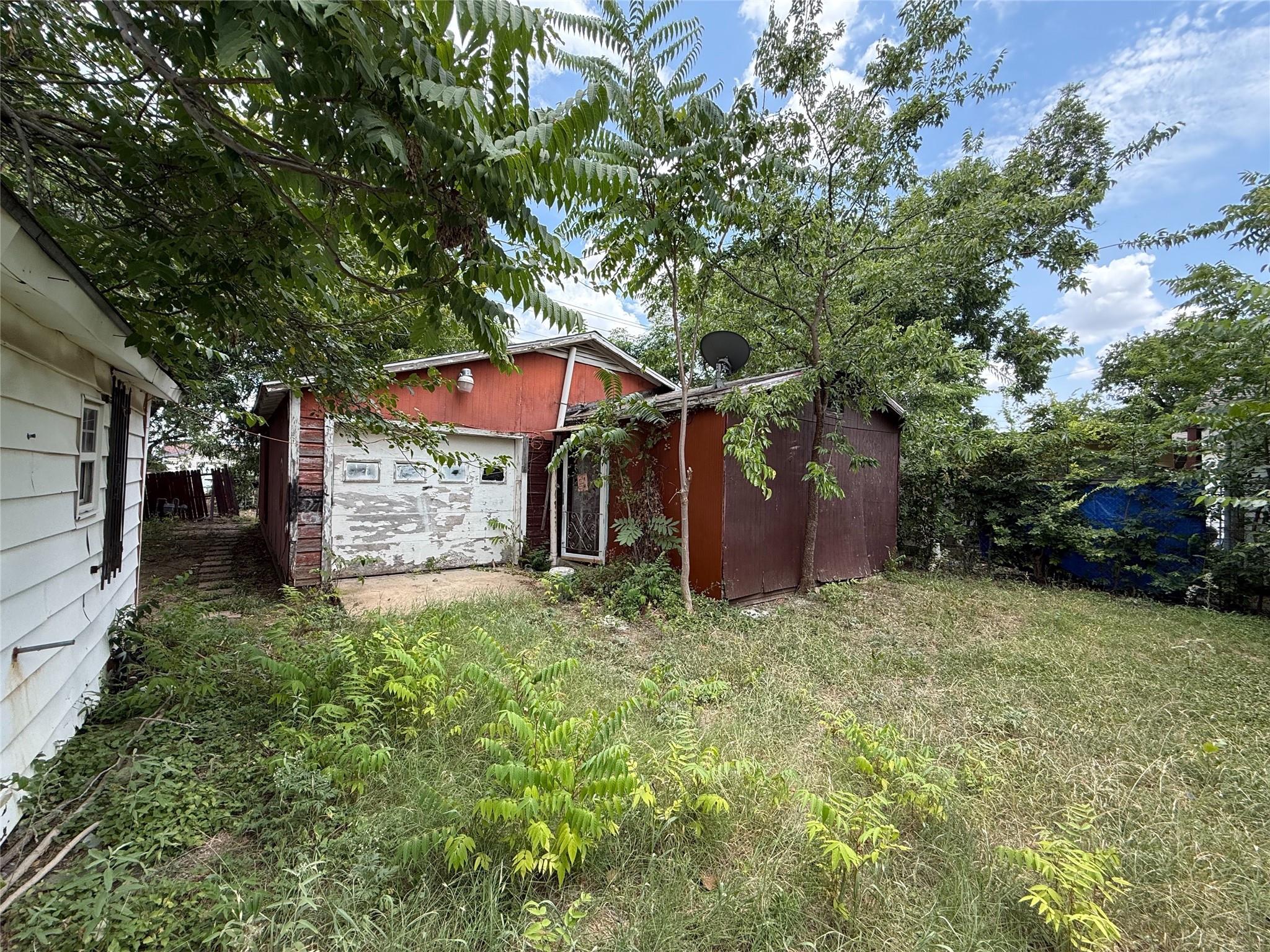 main property photo 7