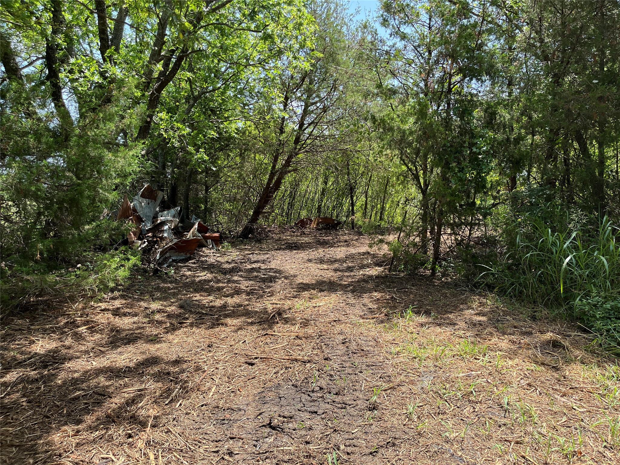 main property photo 11