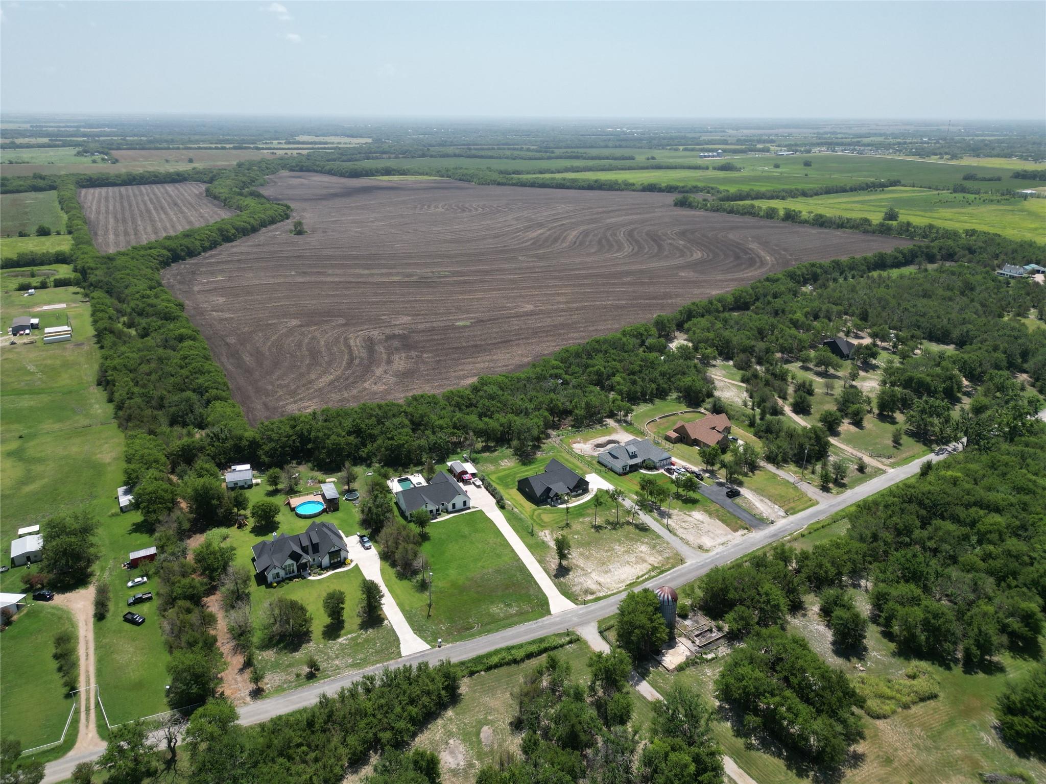 main property photo 21