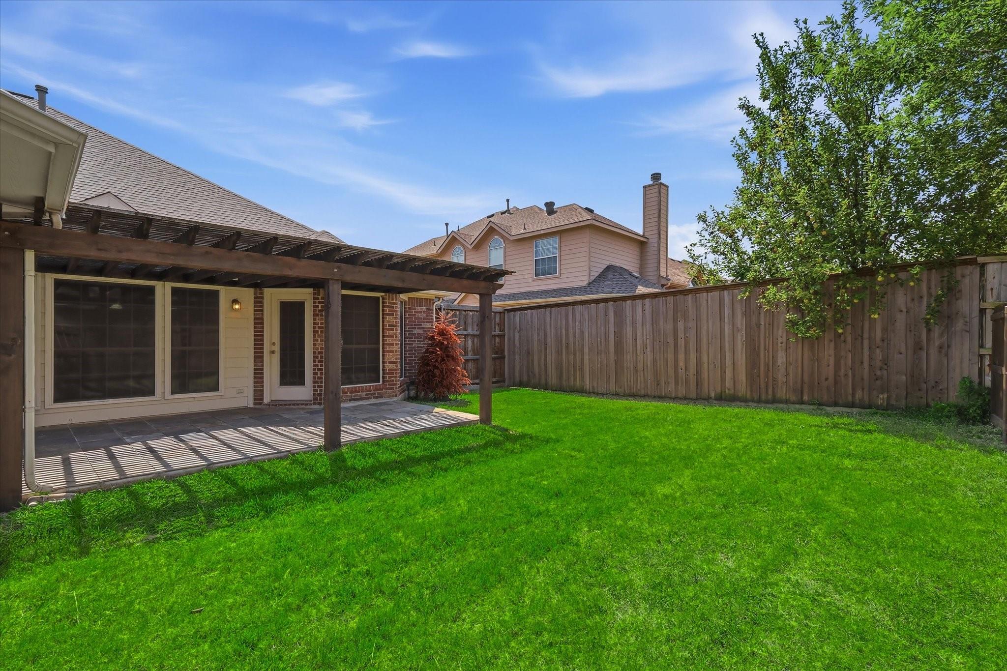 main property photo 31